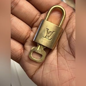 LOUIS vuitton brass lockset #300